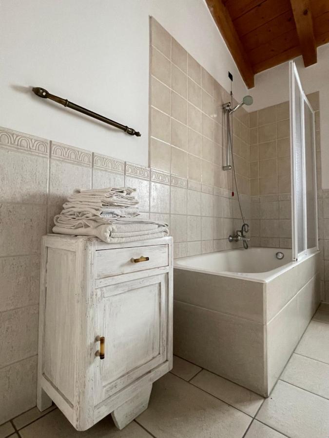 B&B Il Melograno Monzambano Kültér fotó