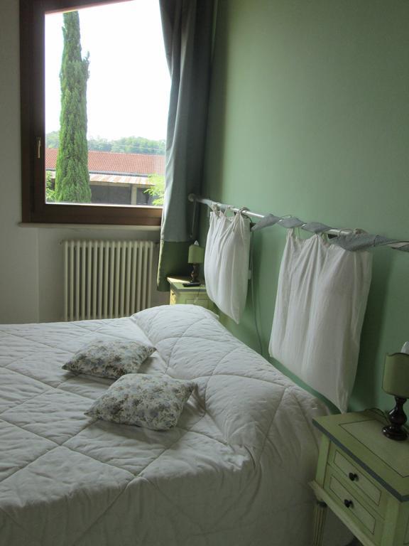 B&B Il Melograno Monzambano Szoba fotó